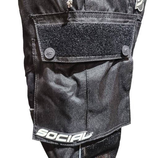 Grit v3 Cargo Pants, Black Cargo Pocket Zoom